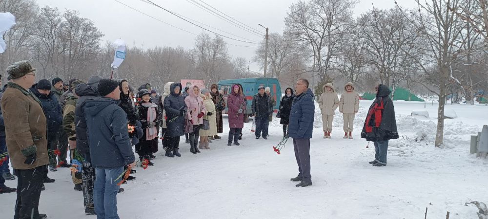 �������, 15 �������, � �����������, ����� ��������� �������� �������� � �����, � ����� ����� ����������, ��������� ������ �� ������ ��� ������ ������-������������������