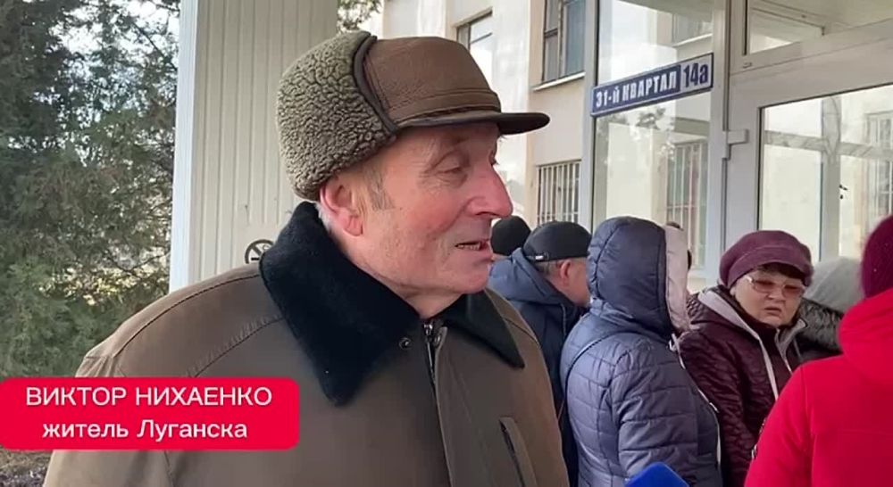 Клиентская служба отделения Фонда пенсионного и социального страхования РФ по ЛНР в Жовтневом районе Луганска проведет выездные приемы пенсионеров для пересмотра размера пенсий согласно российскому законодательству в поселках и Счастье