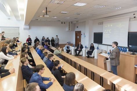 Представители властей и студенты на дискуссии в ЛГУ обсудили проблемы социальной сферы