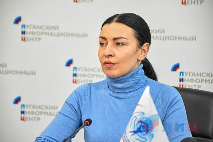 ����������� ������������ ����� � ������������� ������� �������� ������ �� ���������� ������ � ������������� �����, ������������ �� ���. �� ���� �� �������� � ������������������� �������� �������������� �� ������ �������� � ���������� �������� ���������