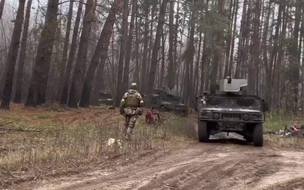 ������������ ��������������� HMMWV �� ������ ��� � ���� ������ ��������, ����������������, ��� ���������
