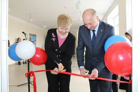 Столовая и пищеблок, отремонтированные строителями Алтая, открылись в школе Трехизбенки