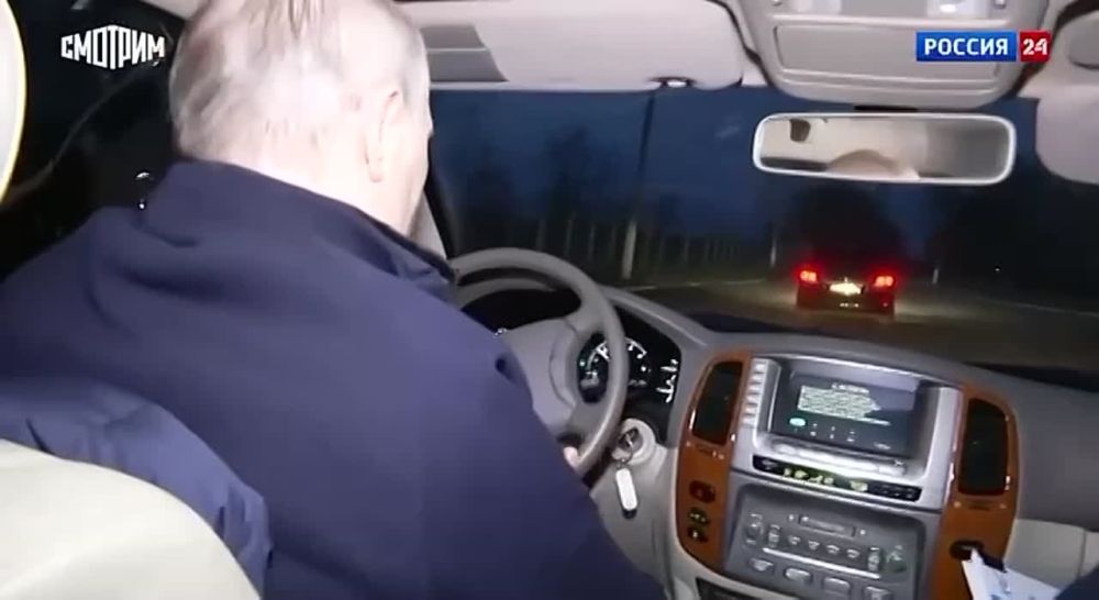 Путин и Марат Хуснуллин посетили Донбасс, побывав в Мариупольском аэропорту