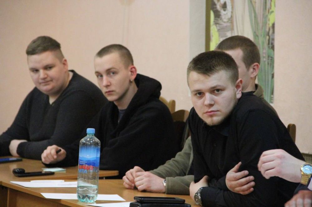 ������� ������: ����� ����ɻ. ������� ������ � ������ �������, ����������� ������������ ����������� � ����� ����������� � ����������������� ����������, ������� ������� ������� � ������� ����� ����� � ������ �������� � �������