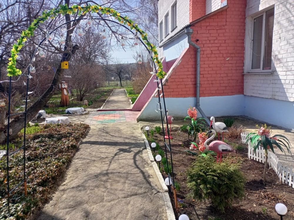 В МИУСИНСКОМ ЯСЛИ-САД № 69 «КОЛОСОК» СОСТОЯЛСЯ СУББОТНИК