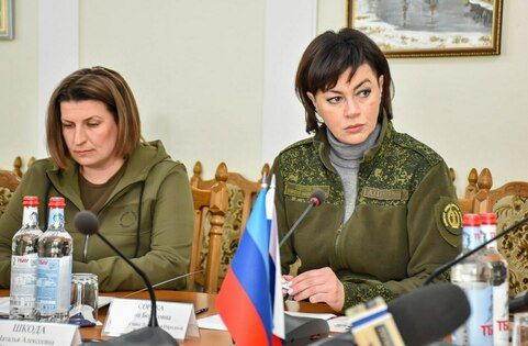 ������ ����� �� ������� ������� � �������� ������ ����� ���� ������ � ��������� ����� - ������