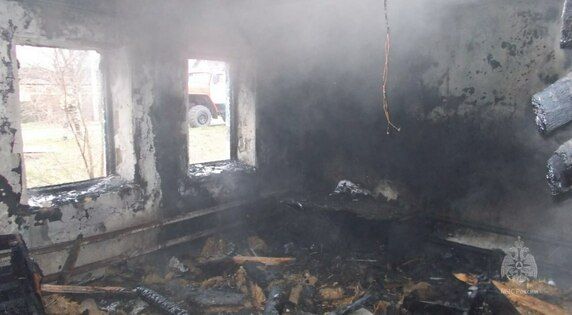 Житель Зимогорья погиб на пожаре из-за неосторожности при курении – МЧС