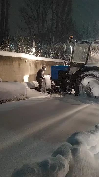 Евгений Морозов: Установили отвал на резервную единицу