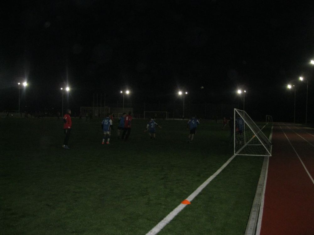 Состоялось первенство Перевальского района по футболу 8 х 8 (вечерняя лига), в котором приняли участие футболисты города Кировска (объединенная ФК Кировск с молодежной сборной города Кировск)