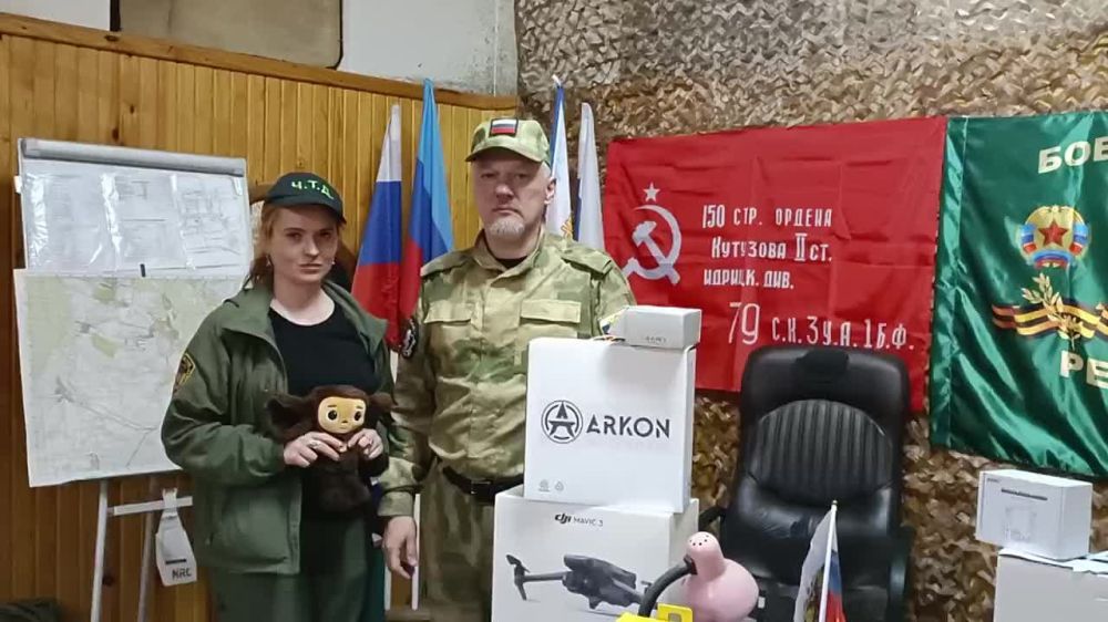 ���� ���������: � ��������������� �������� ����-12 ��� ������������ (�����, �������, ������� ����� ���) �������� ������������ Mavic 3 Combo � ��� �������������� �������