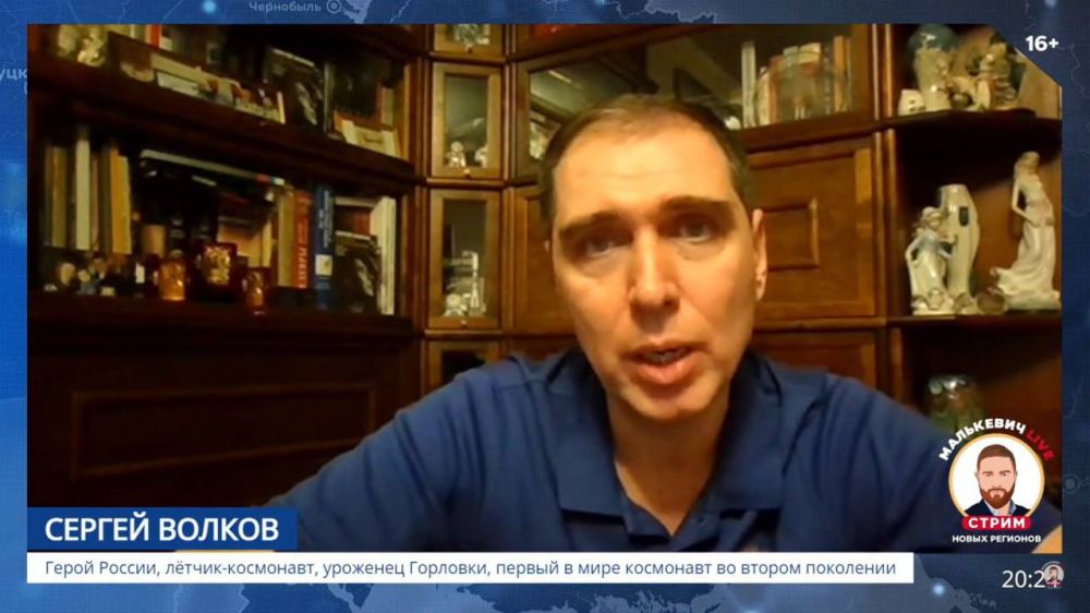 ��������� ���������: ����� ������, �����-���������, ������ � ���� ��������� �� ������ ��������� (������ ��� ���� ������� � ��������) ������ ������ � ������� ����� �������� ��������� LIVE ��������� � ���� ��������� ������ � �������: