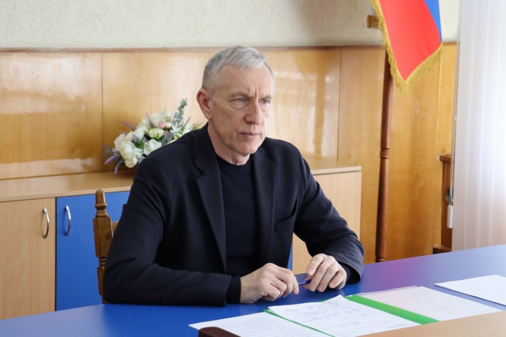 Сергей Жевлаков провел совещание по вопросу обеспечения жителей города водой