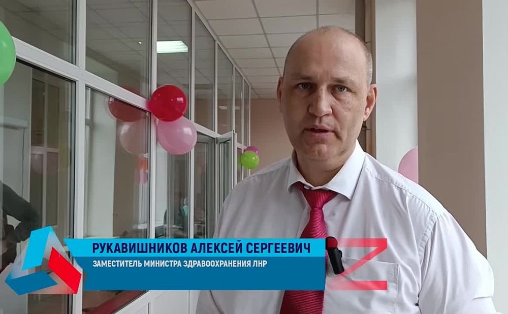 В Национальный день донора крови, отмечающийся 20 апреля, Луганскую республиканскую станцию переливания крови посетили представители органов исполнительной, законодательной власти, военнослужащие и неравнодушные граждане