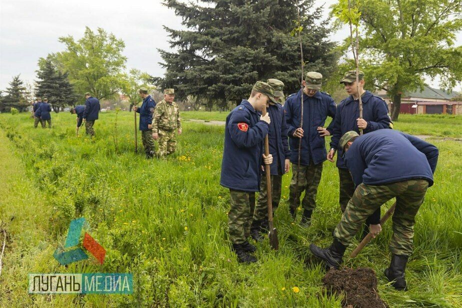 ���. � �������� ��������� ����� �� 200 ��������