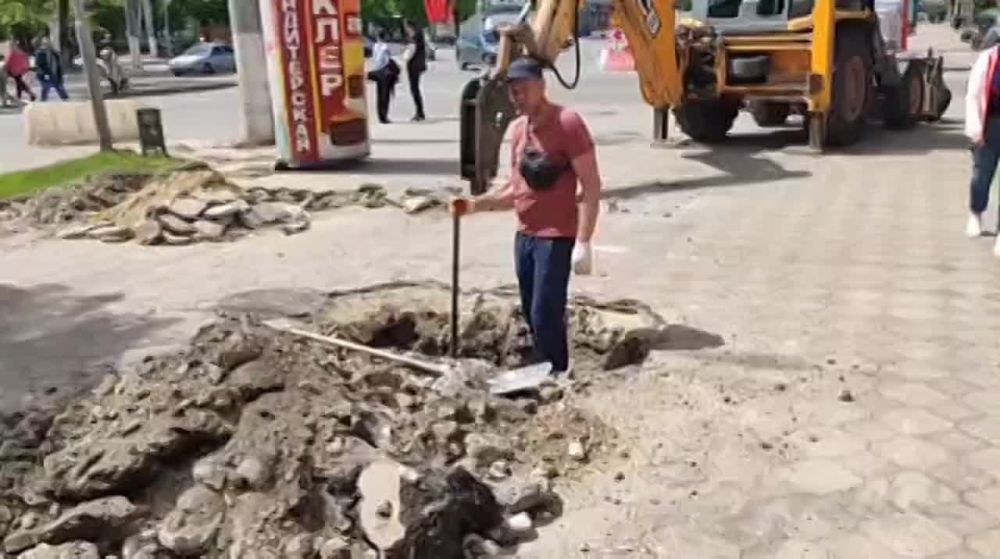 ������� ��������: ������� � ��� ������. �� ���� �� ���������� ����. �� ���� ������, �������� �� �� ���..