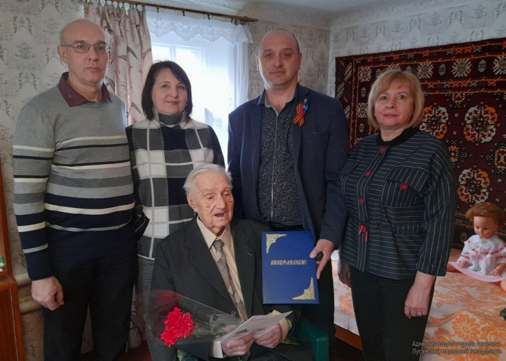 10 ��� ������� 95-������ ������ �������� ������� ������������� ����� (�������� �����) ������� ���������� ���������