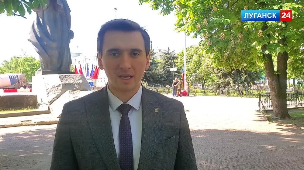 Поздравление председателя Молодёжного Парламента ЛНР Андрея Самойлова с Днём Луганской Народной Республики