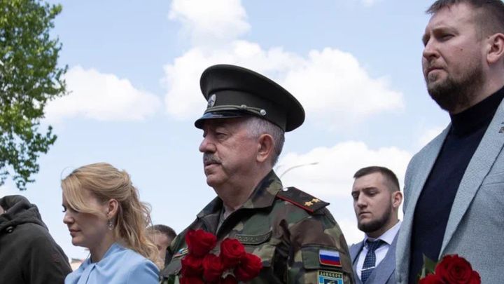 Шестеро детей и депутат Госдумы ранены при ракетном обстреле Луганска