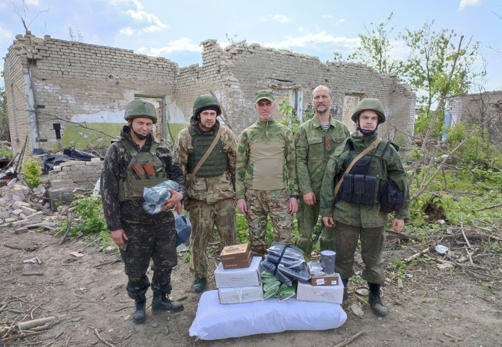 Олег Попов: Сегодня, 13.05.2023, ребятам находящимся непосредственно на передовой в направлении Белогоровка (Белогоровка была и остаётся пока не наша!!!) передал помощь