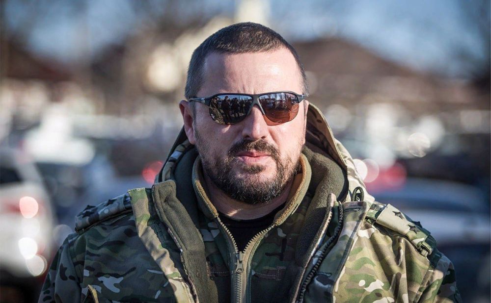 Врио главы МВД ЛНР Игорь Корнет ранен при взрыве в луганском барбершопе