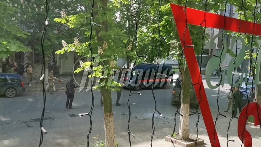 Игорь Корнет, пострадавший при взрыве в Луганске, в сознании — врио главы ЛНР Пасечник