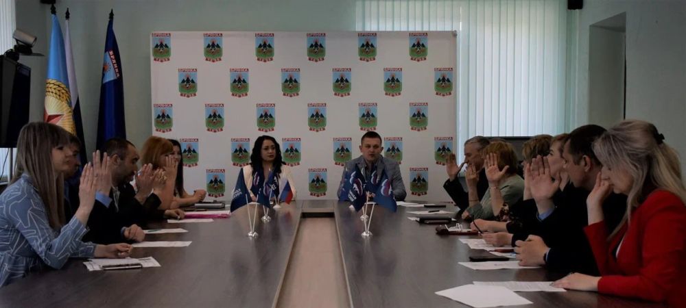 В Брянке и Кировске создали местные отделения сторонников «Единой России»