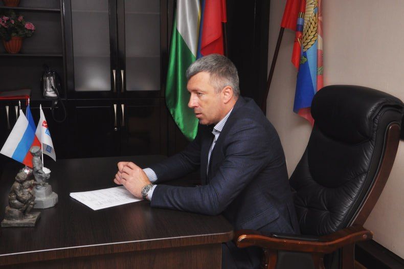 ������ �������: ������� ������ ����� ������� ������ � �������������� ���������� � ������� �������������, � ����������� ������� ��������� ���� ��������������� ��������