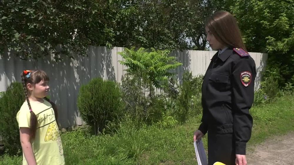 В Луганской Народной Республике вручили призы победителям регионального этапа конкурса «Полицейский Дядя Степа»