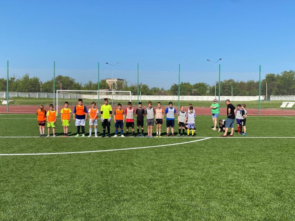 3 июня на футбольном поле Перевальского стадиона «Шахтер» состоялся очередной тур Чемпионата Перевальского района по футболу - 2023 среди юношей 2007-2010 и 2011-2014+ гг.р