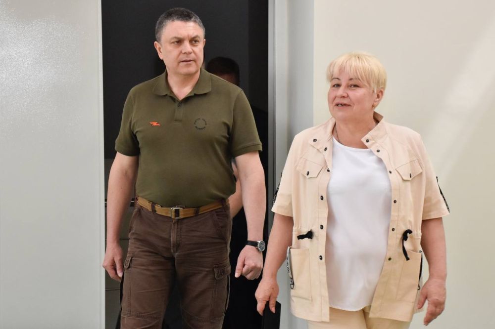 Леонид Пасечник посетил Счастьенский многопрофильный колледж