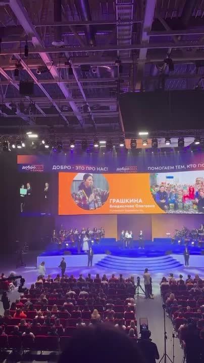 ����. � ������ �����. �����������, ������� ��������� � 5 �� 10 ���� � �. ������, ���������������� �������