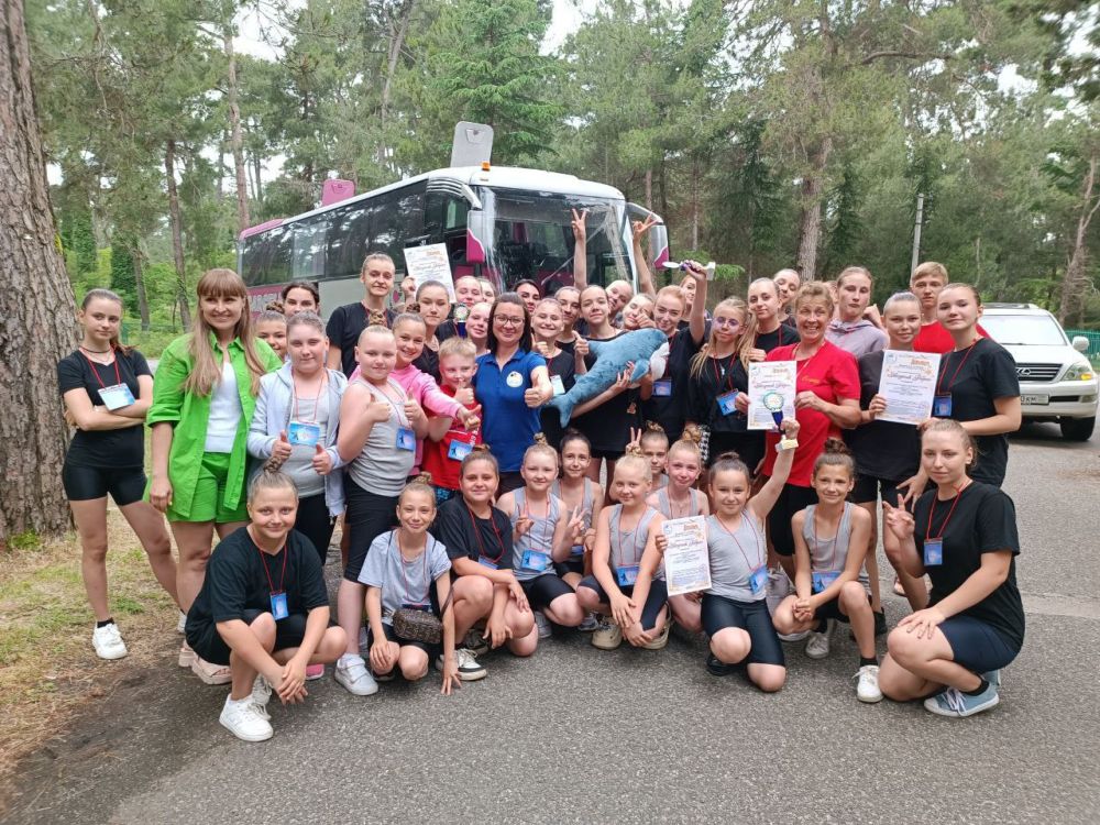 Евгений Морозов: Прекрасные новости летят к нам из Абхазии, где сейчас не только отдыхают, но и "работают" сразу...