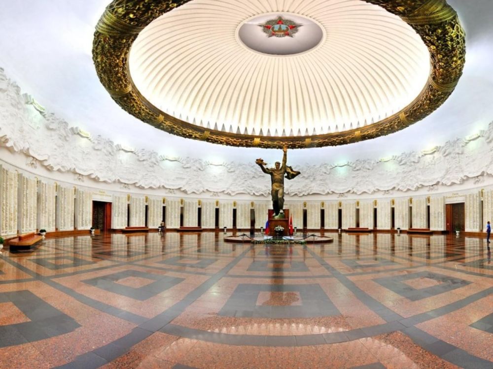 Одним из приоритетных направлений для музеев в 2022 году было выстраивание взаимоотношений с экспозиционными площадками новых регионов России, рассказала министр культуры РФ Ольга Любимова, сообщает ТАСС