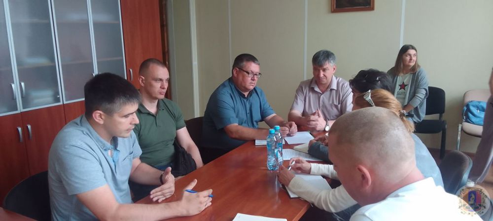 Лисичанск с рабочим визитом посетил исполняющий обязанности Министра спорта Луганской Народной Республики Олег Шеренешев