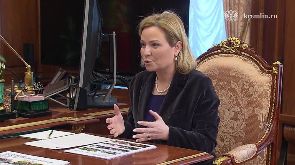 Владимир Путин провёл рабочую встречу с Министром культуры Ольгой Любимовой