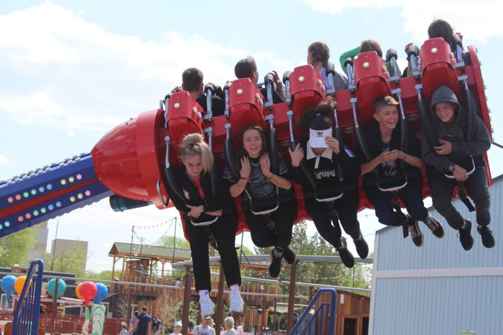 ����� 700 ����� �� ���������, ������ � �������� ������ ��������� � ������������ ���� ����� ��������� �������-���� ������ �������, �������� � ��� ���