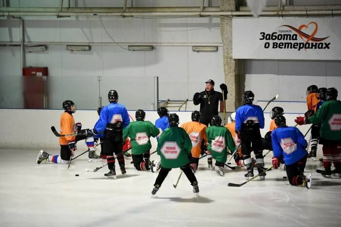 Подготовительная работа по переименованию спортивных школ Республики и приведению в соответствие с законодательством РФ...