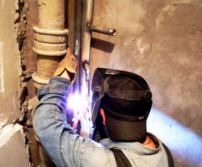 ������������� ��������� ����� 300 ������ � ������� ������