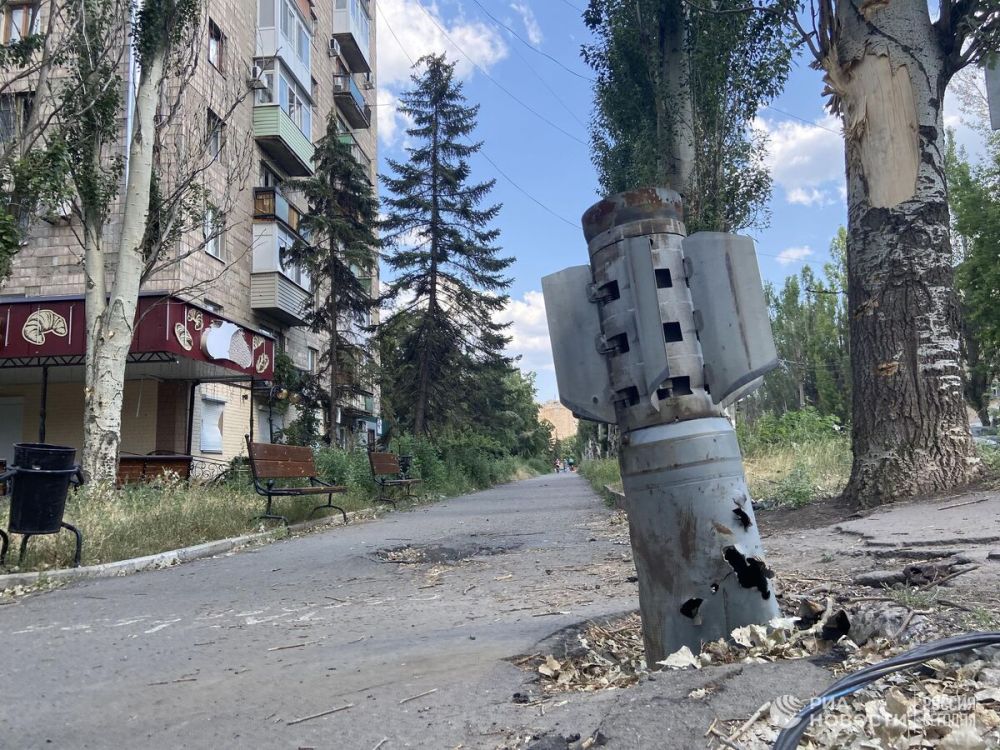 Украинские военные обстреляли пригород Лисичанска