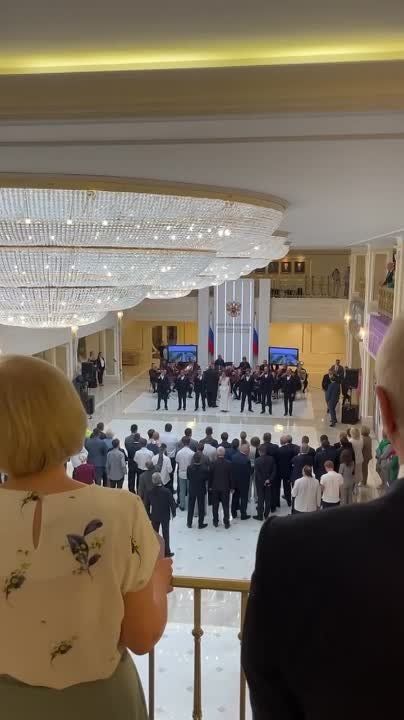  :               -     ,  150-  