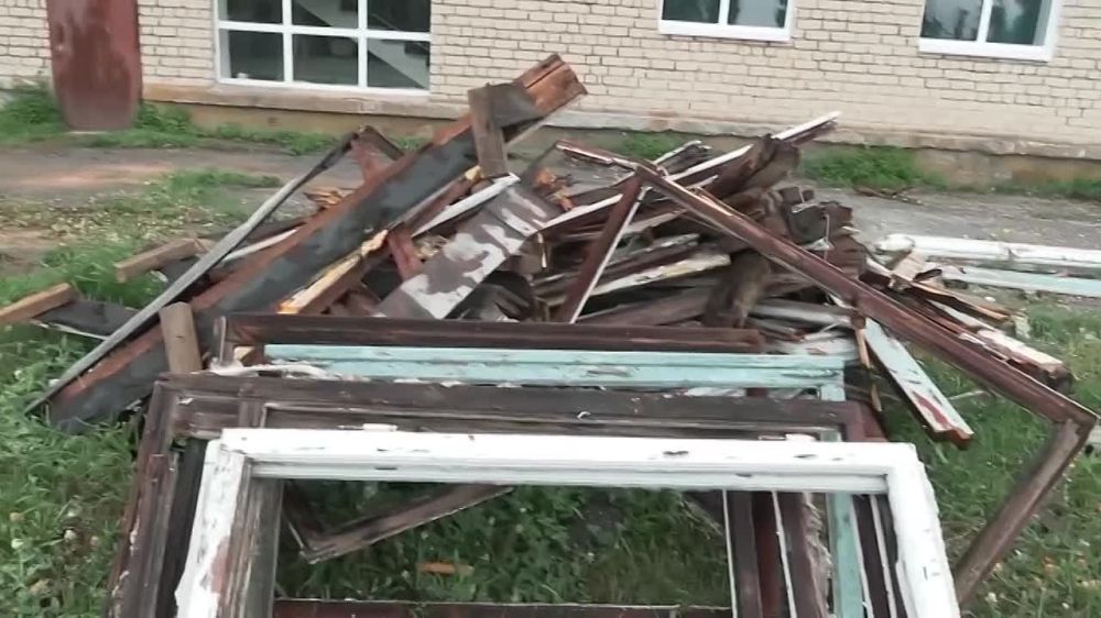 Глава Марий Эл Юрий Зайцев рассказал, что посетил социально значимые объекты подшефного района в Запорожской области