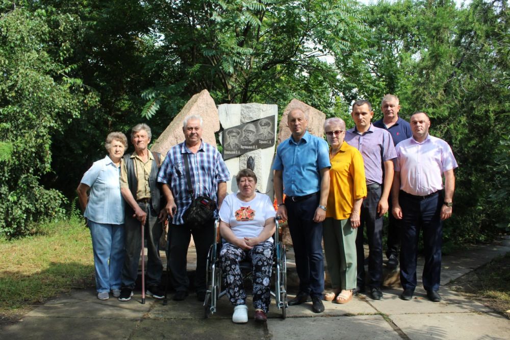 �� ������ ��� ��������-��������� ����� � �������������� ��������� ����� � ��������� ������-������������������