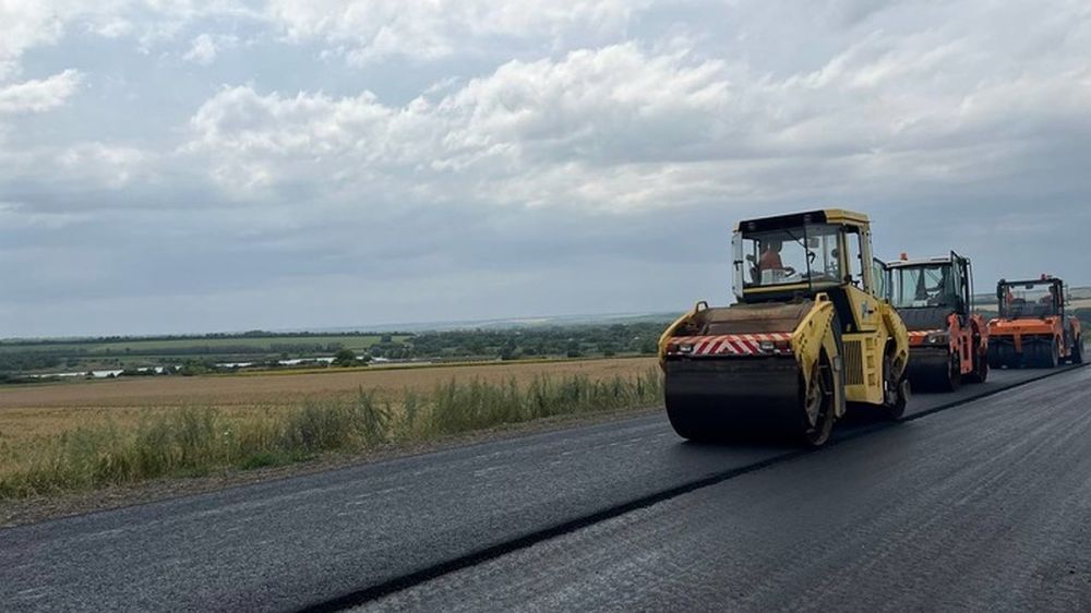 Шифер был испещрен осколками, крыша проваливалась: Как Воронежская область восстанавливает Меловский район ЛНР