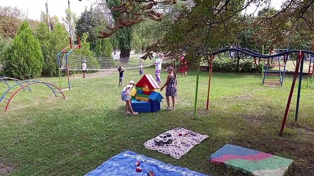 9 августа в рамках проекта «Новая школа» партии «Единая Россия», а также в рамках акции «Родительская приемка» готовность...