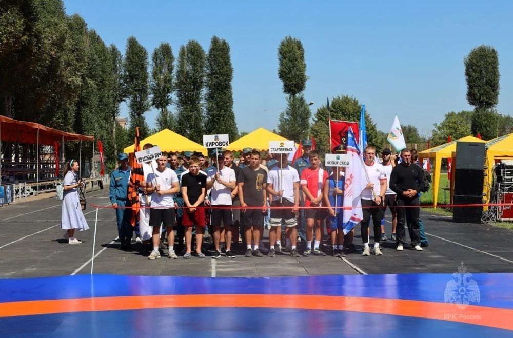 В Луганске состоялись первые богатырские игры "ГероиZaСПОРТ" и открылось региональное отделение общероссийской общественной организации физкультурно-спортивного общества профсоюзов "Россия"