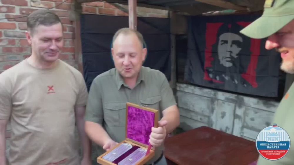 Общественная палата Брянской области доставила на передовую УАЗ и маскировочные сети