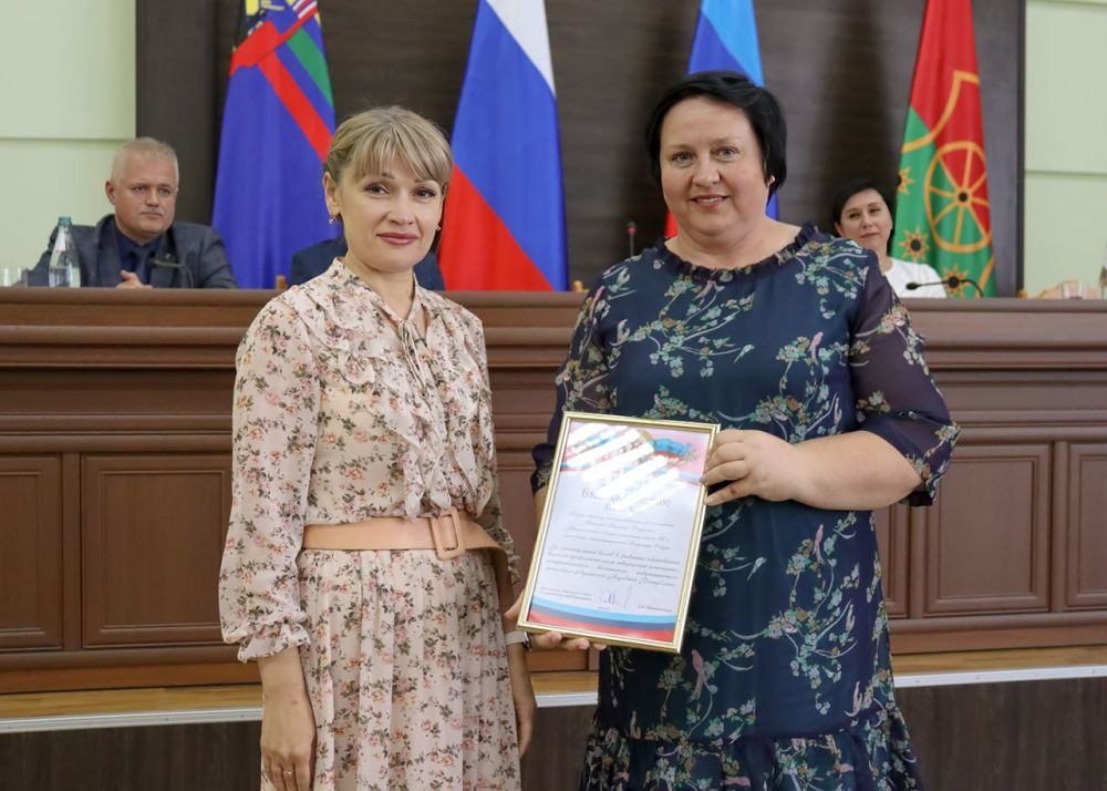 В Антраците состоялось августовское совещание работников образования