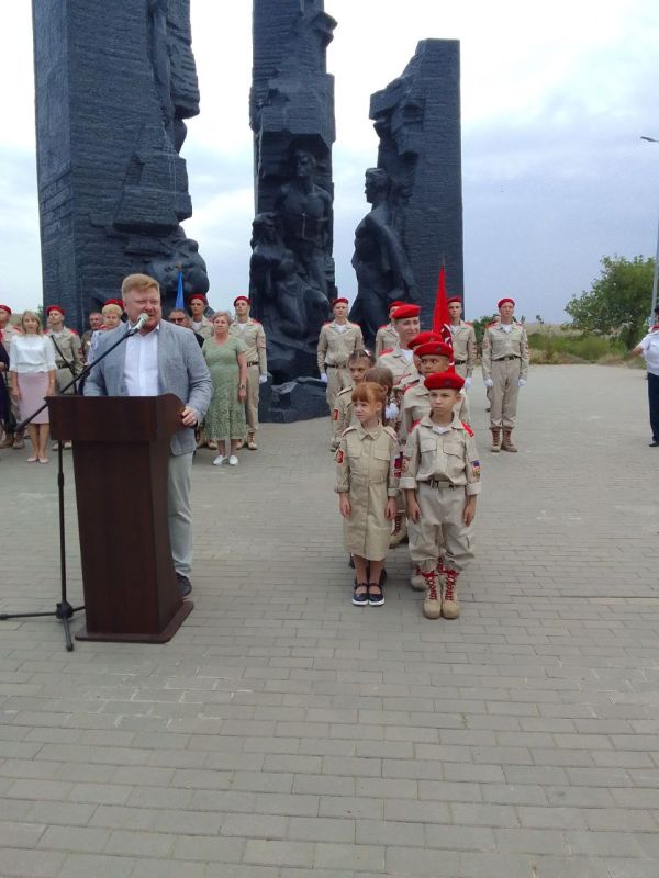 4 ��������, � ���� 80-����� ������������ ����������������� ������� �� �������-���������� �����������, � ������������� ��������� ������������ � ������ ��������� ������ ������������� ��������� �������� � ���� ��������