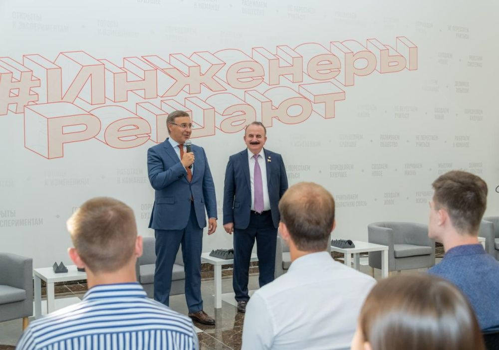 ������� ������� ���������� � ������������ ����� �������������� ������ � ����� ��������� ������� ����� �������� ��