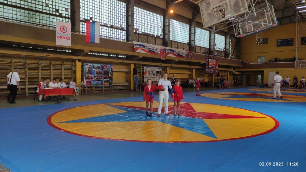 2 �������� � �������� ��������� �������� ������������ ������ �� �����, ����������� 60-����� ����������� ������ ������ ����� �� "���������" ��� "����" (��������� ���������������� ��������)